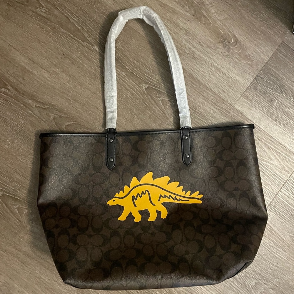 NWT Coach Signature Tote with Yellow Dinosaur Design Bag - Picture 4 of 9